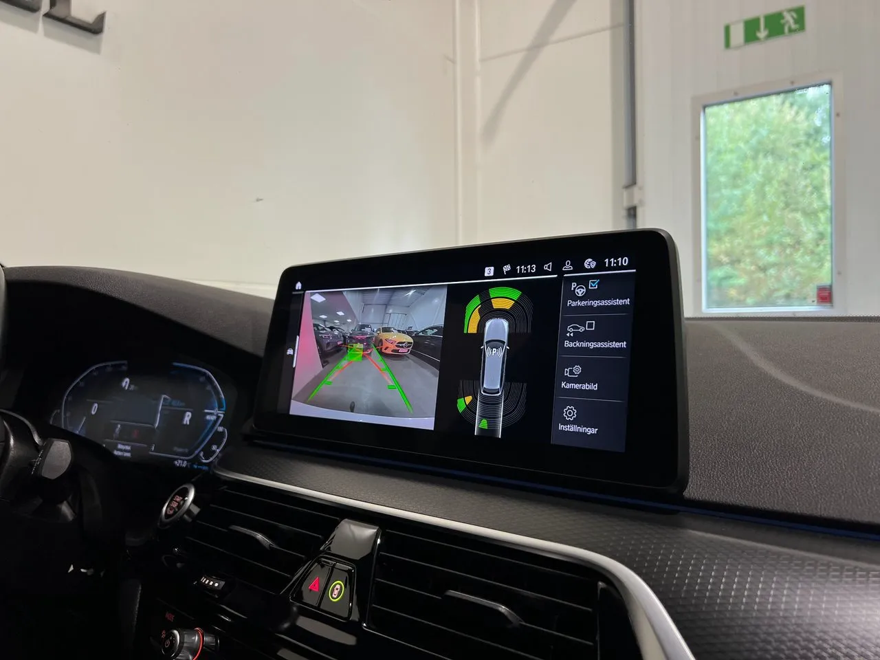 Vehicle image 21