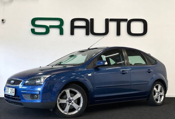 Ford Focus 5-dörrars 2.0 | Automat | P-sensor | Titanium - 2007