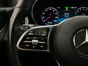 Mercedes GLC300 bild 16