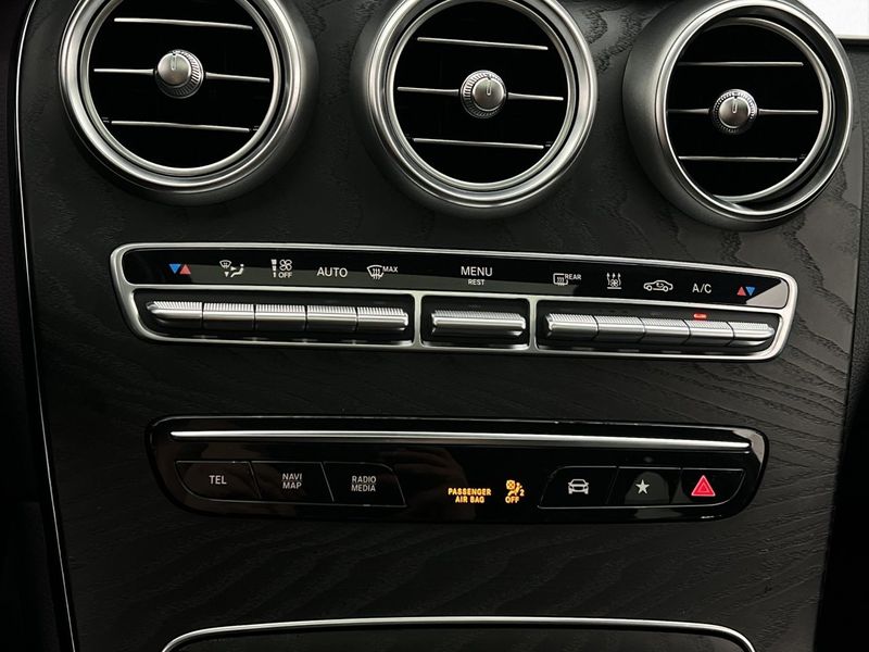 Mercedes GLC300 bild 29