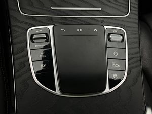 Mercedes GLC300 bild 30