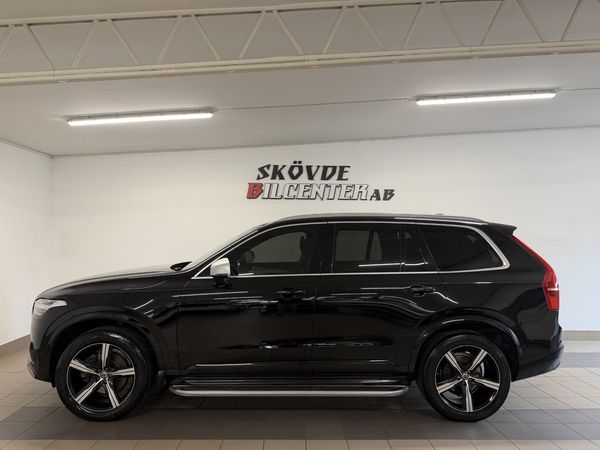 Volvo XC90 D5 AWD R-Design 7-Sits/Panorama/Drag/H-U/GPS/Nyservad - 2016