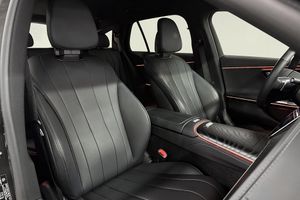 Mercedes E300 bild 15