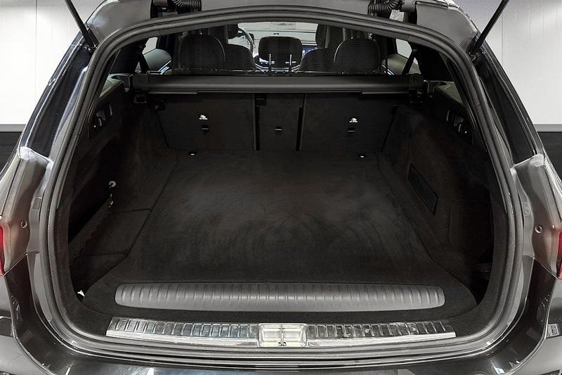 Mercedes E300 bild 18