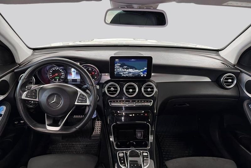 Mercedes GLC220 bild 7