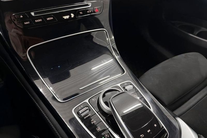 Mercedes GLC220 bild 12