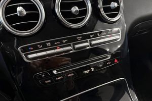 Mercedes GLC220 bild 13