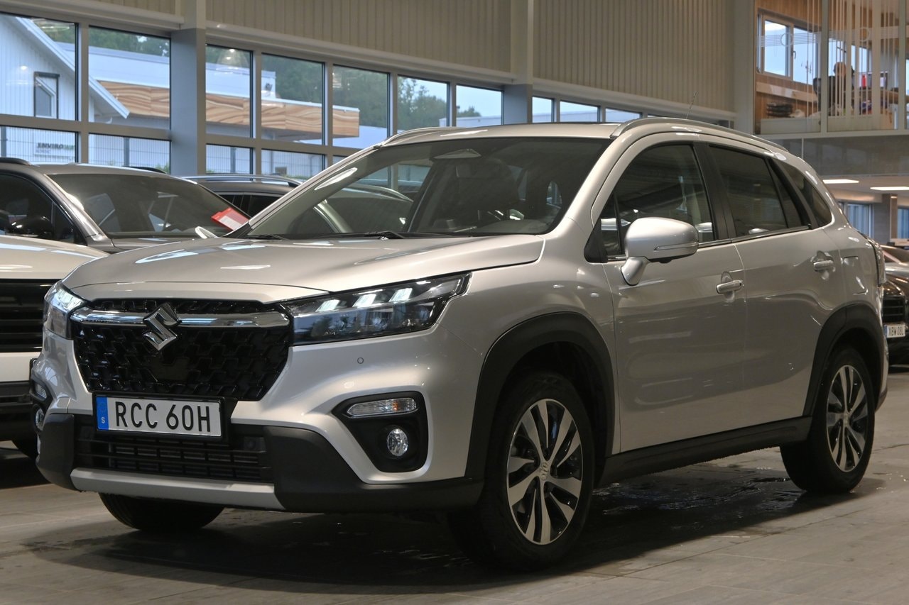 Suzuki S-CROSS