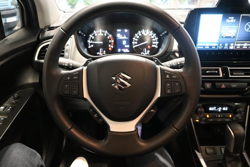 Suzuki S-CROSS bild 18