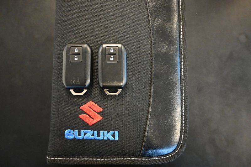 Suzuki S-CROSS bild 24