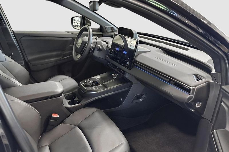 Toyota bZ4X bild 7