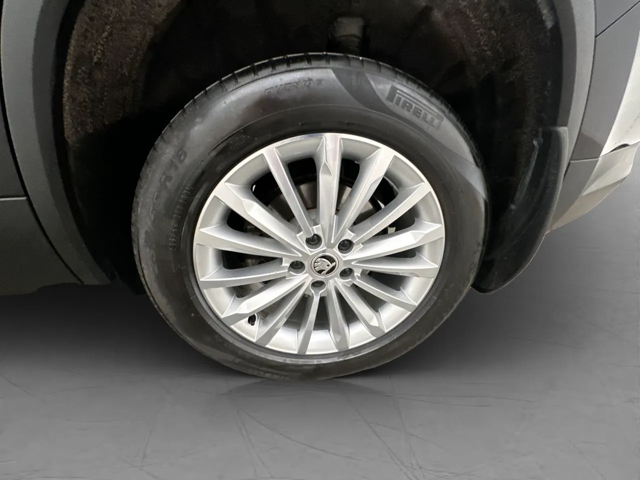 Vehicle image 36