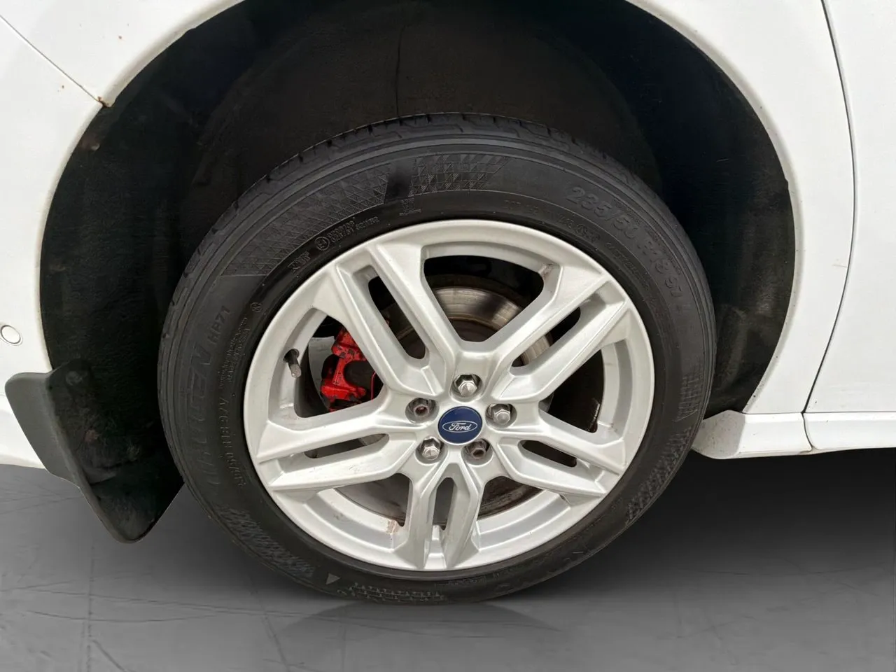 Vehicle image 36
