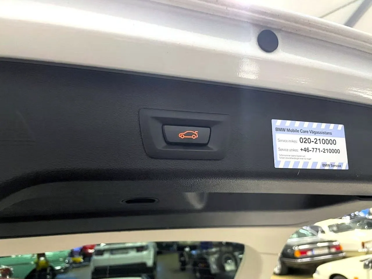 Vehicle image 22
