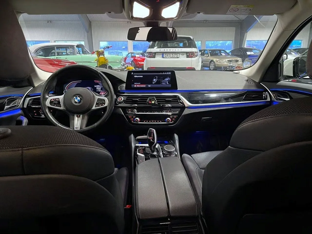 Vehicle image 9