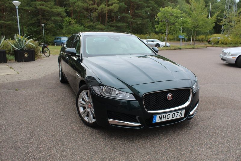 Jaguar XF bild 8