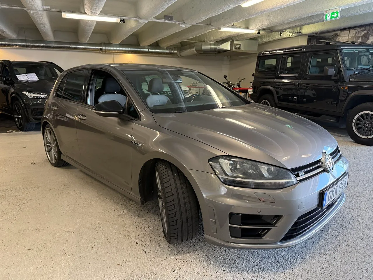 Vehicle image 1