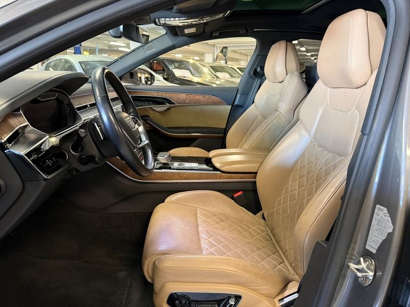 Audi A8 bild 9