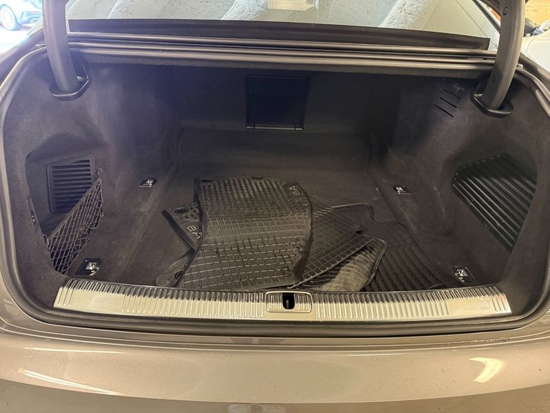 Audi A8 bild 30