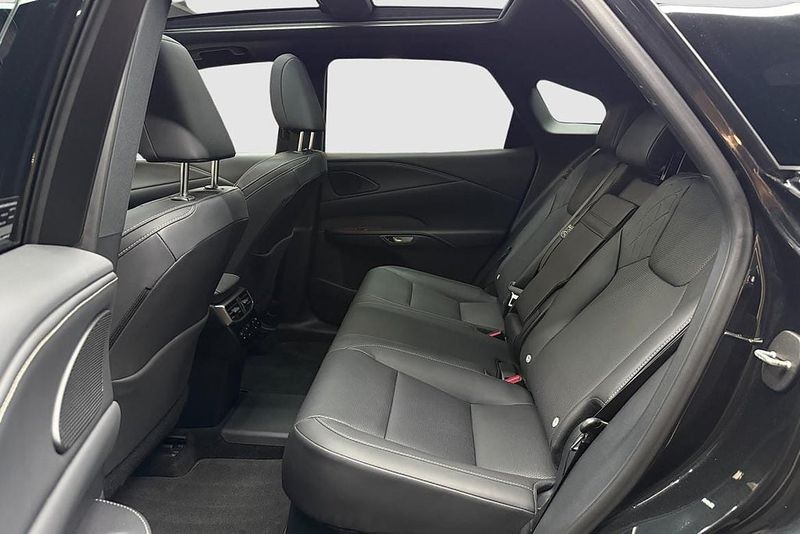 Lexus RX bild 14