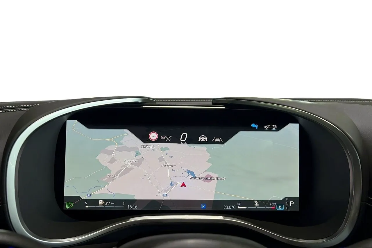 Vehicle image 15
