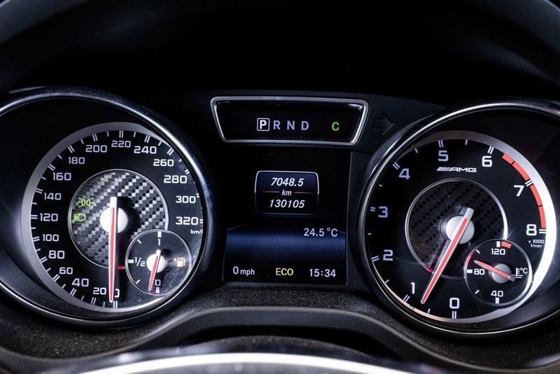 Mercedes CLA45 AMG bild 25