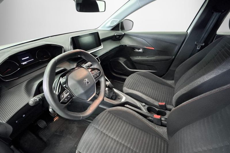 Peugeot 208 bild 5