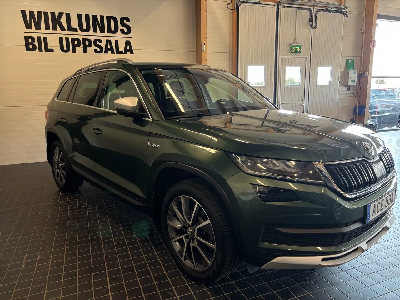 Vehicle image 2