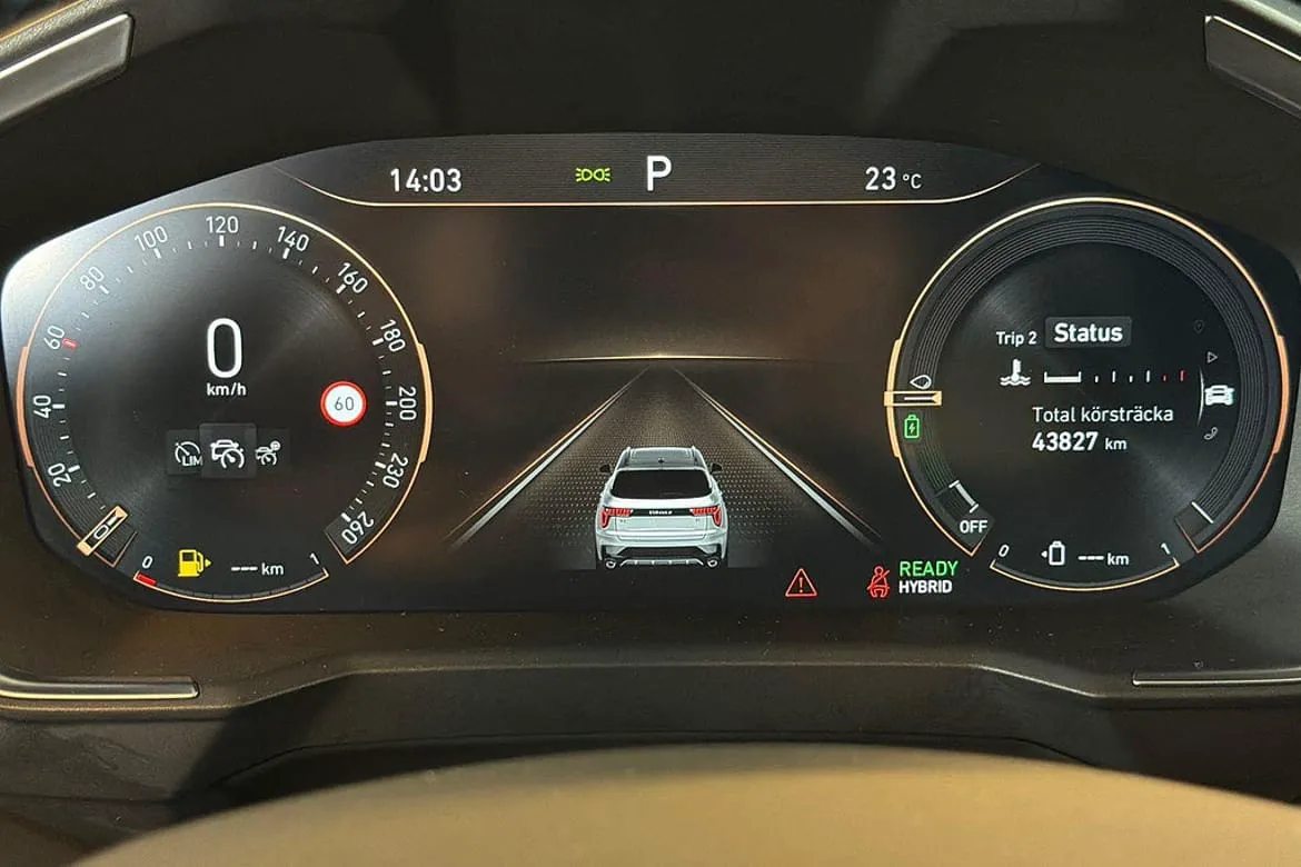 Vehicle image 15