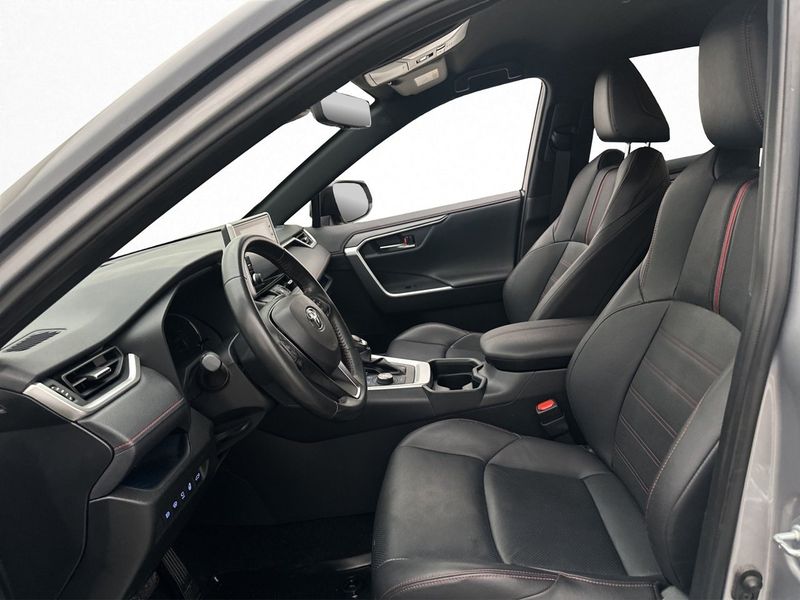 Toyota RAV4 bild 8