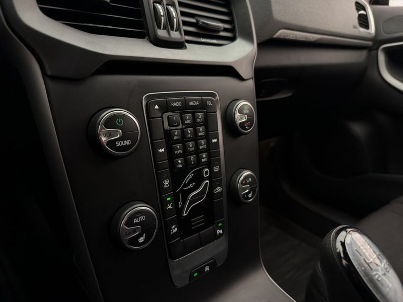 Volvo V40 bild 19