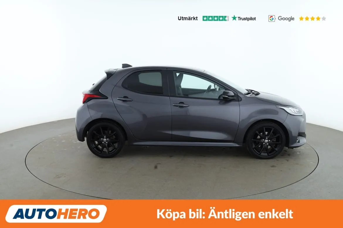 Vehicle image 6