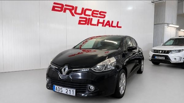 Renault Clio 1.2 , Ny kamremsats och vatten pump, - 2014