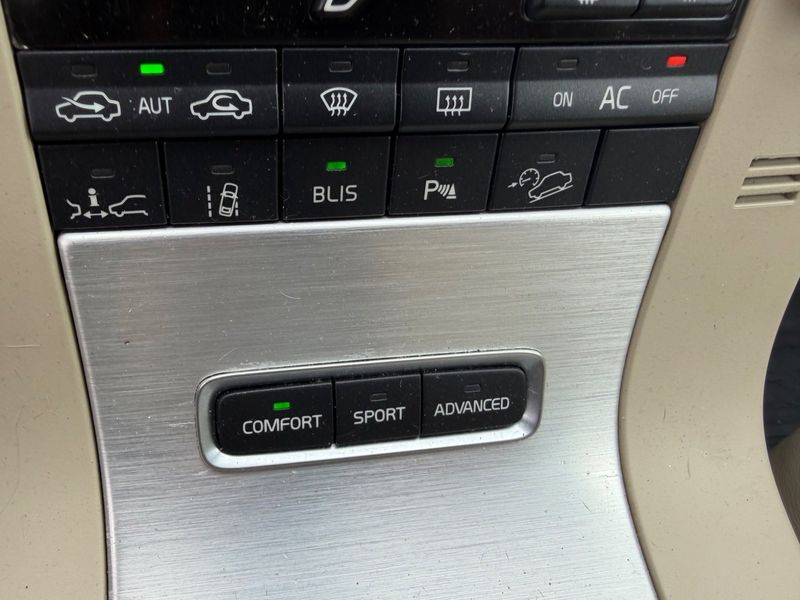 Volvo XC70 bild 11