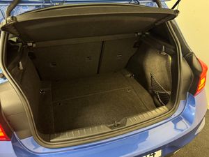 BMW 118 bild 11