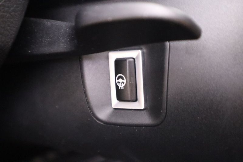 BMW 320 bild 14