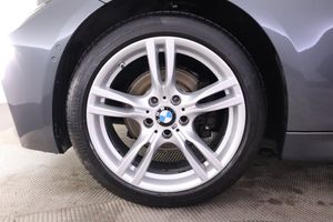BMW 320 bild 9