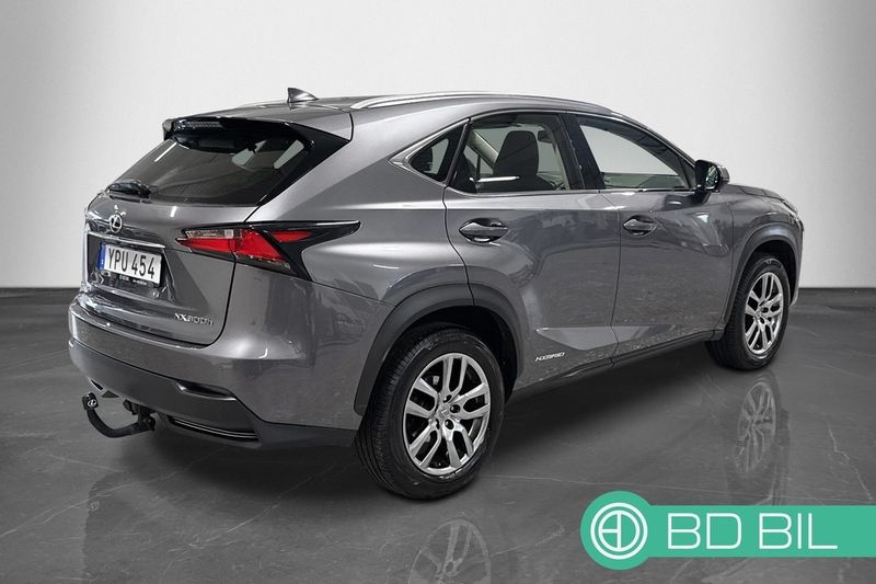 Lexus NX bild 4