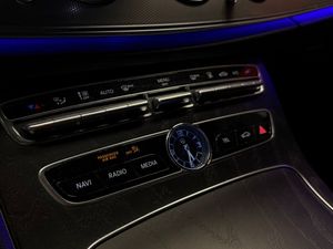 Mercedes E200 bild 15