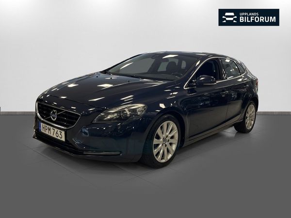 Volvo V40 D2 AUT Momentum - 2015