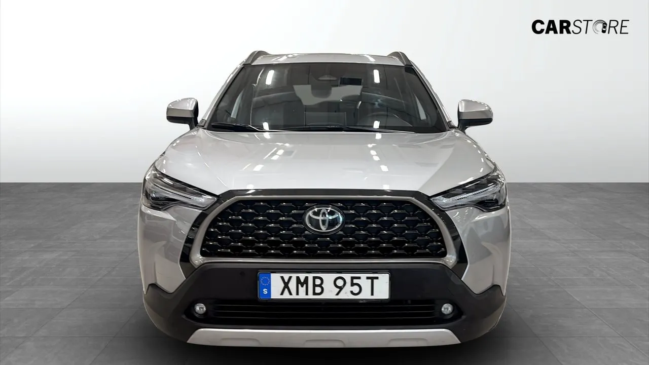 Vehicle image 7