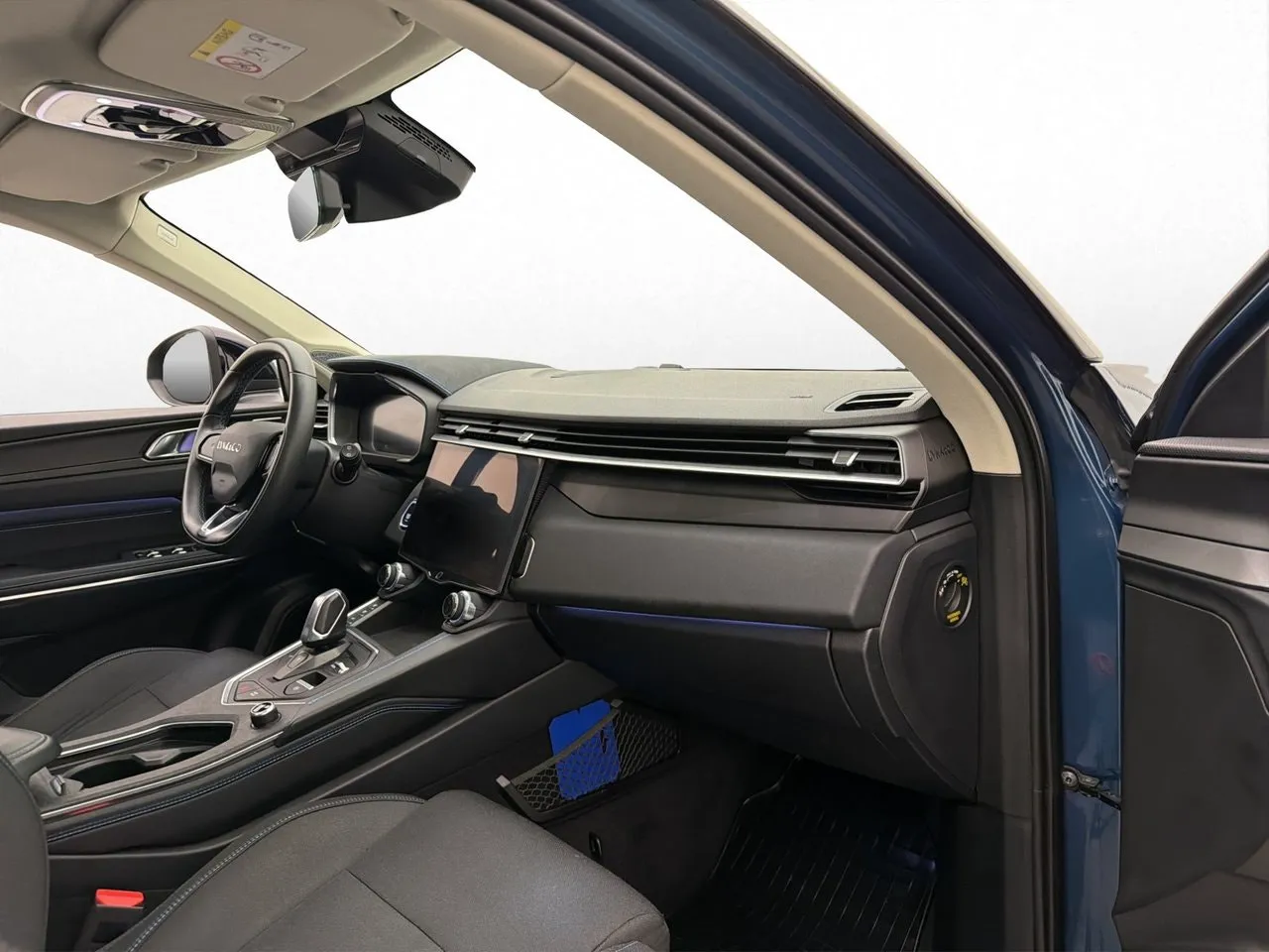 Vehicle image 22
