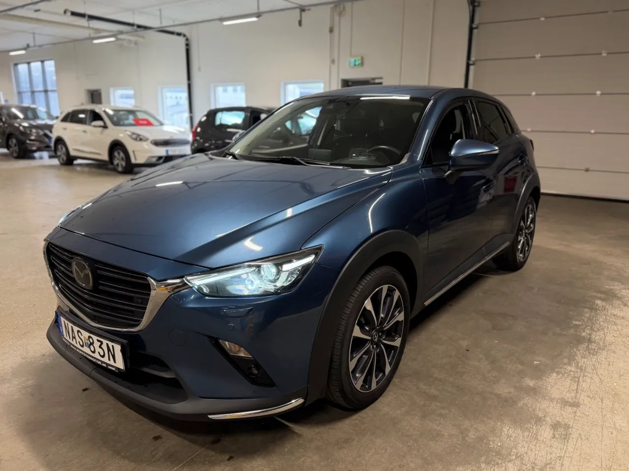 Vehicle image 7