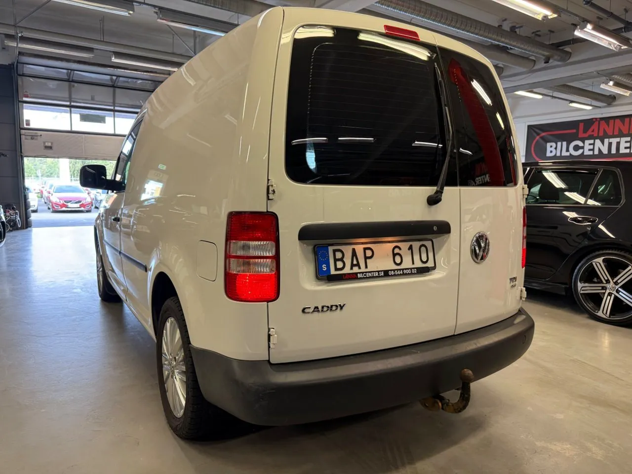 Vehicle image 7
