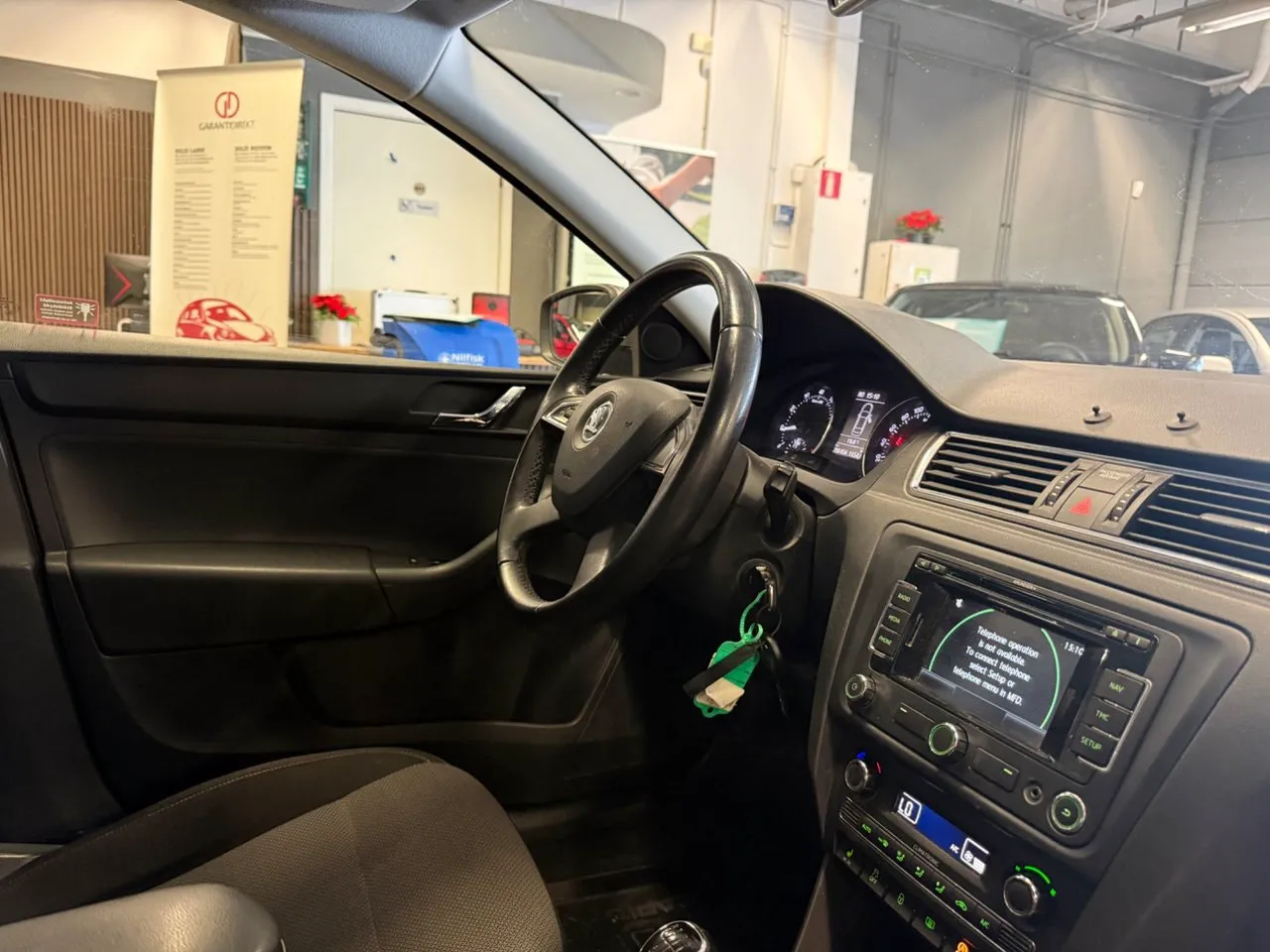 Vehicle image 20