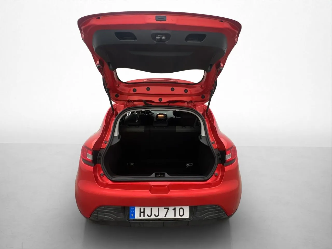 Vehicle image 27