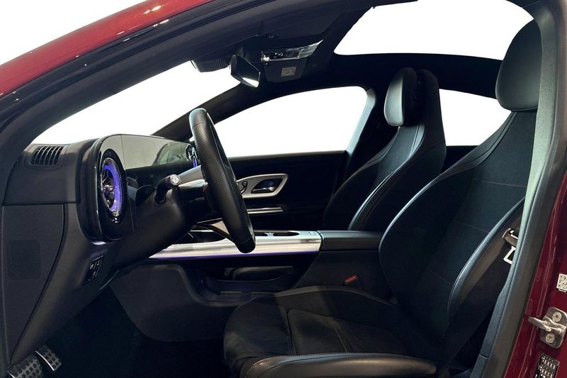 Mercedes CLA350 bild 8