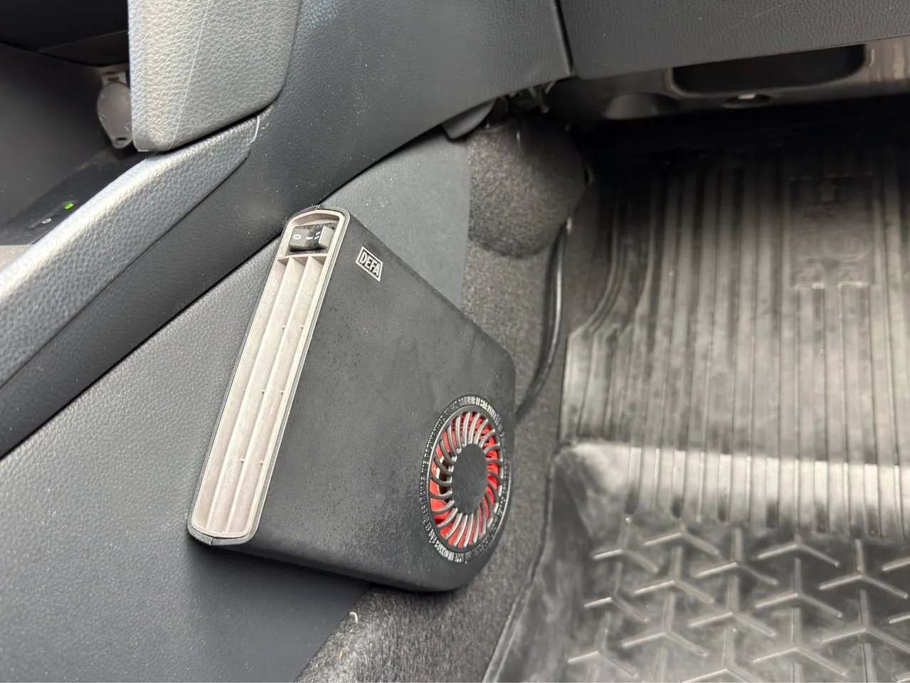 Vehicle image 18