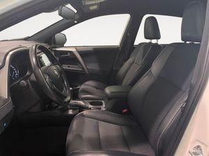 Toyota RAV4 bild 8