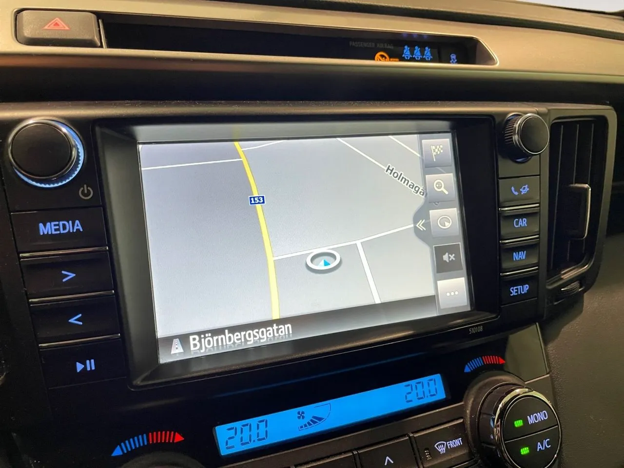 Vehicle image 7